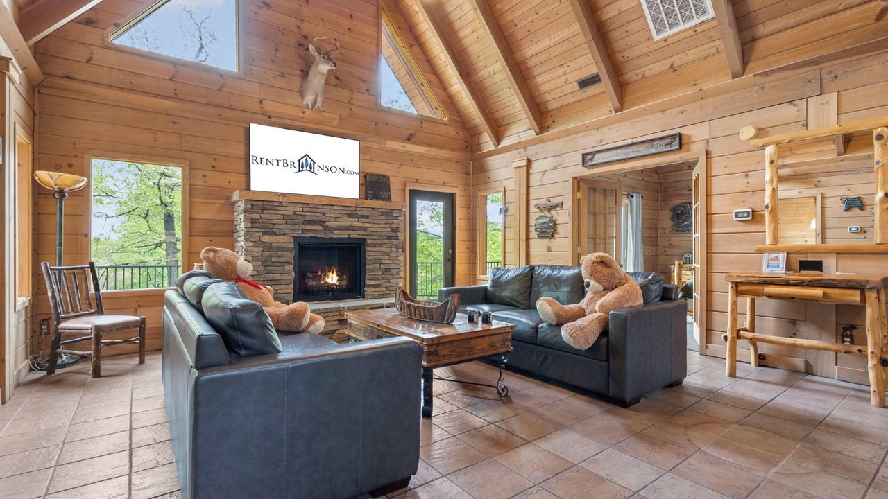 Photo of Livingroom in Branson Cedars