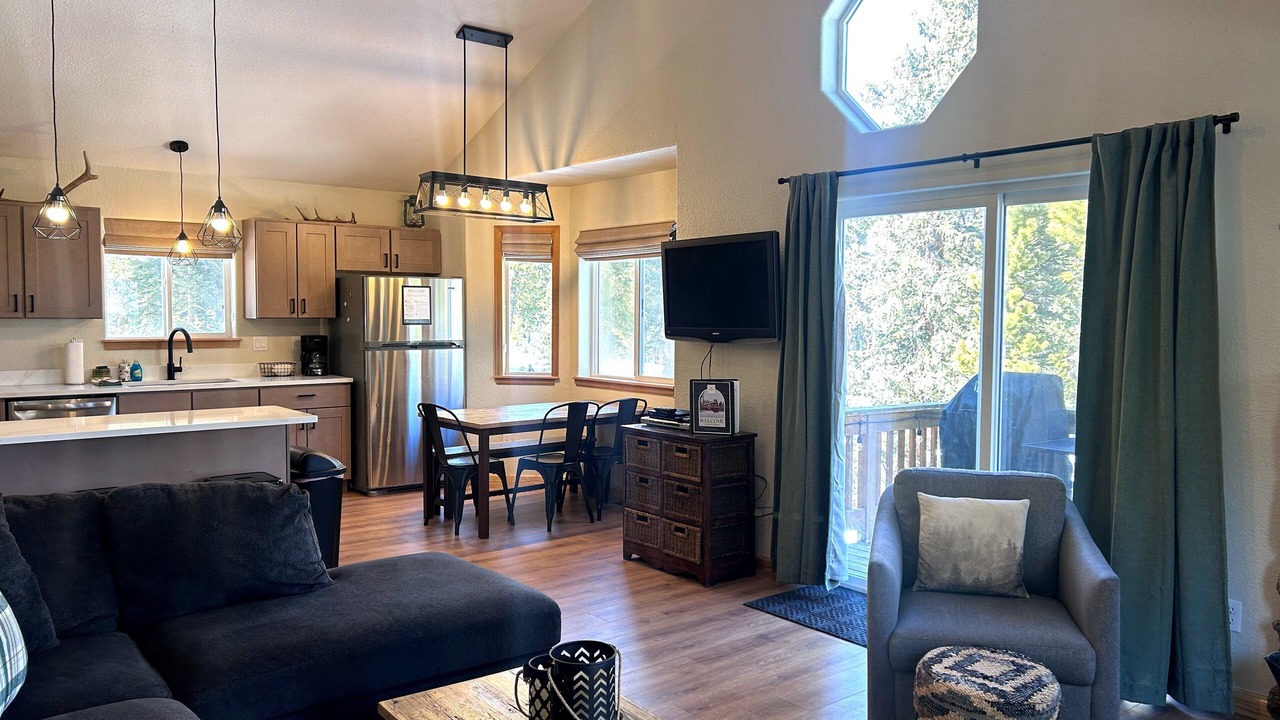 Photo of Livingroom in Valley of the Sun