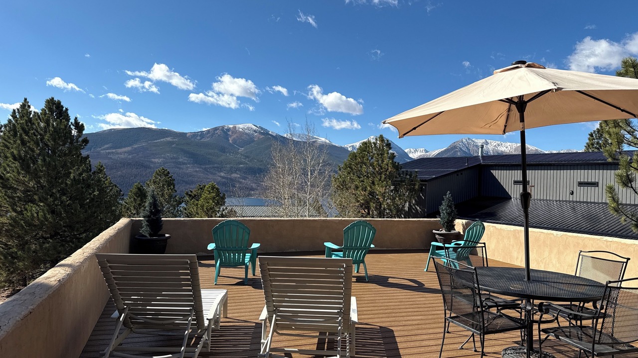 Photo of Outdoor in Twin Lakes