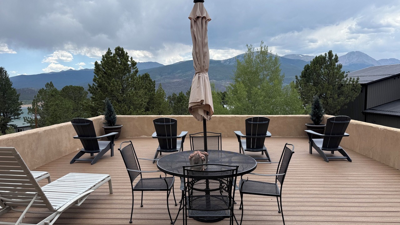 Photo of Outdoor in Twin Lakes