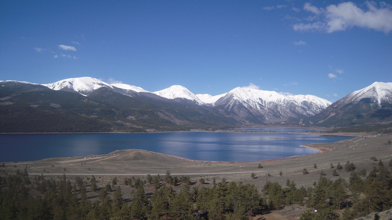 Photo of Others in Twin Lakes