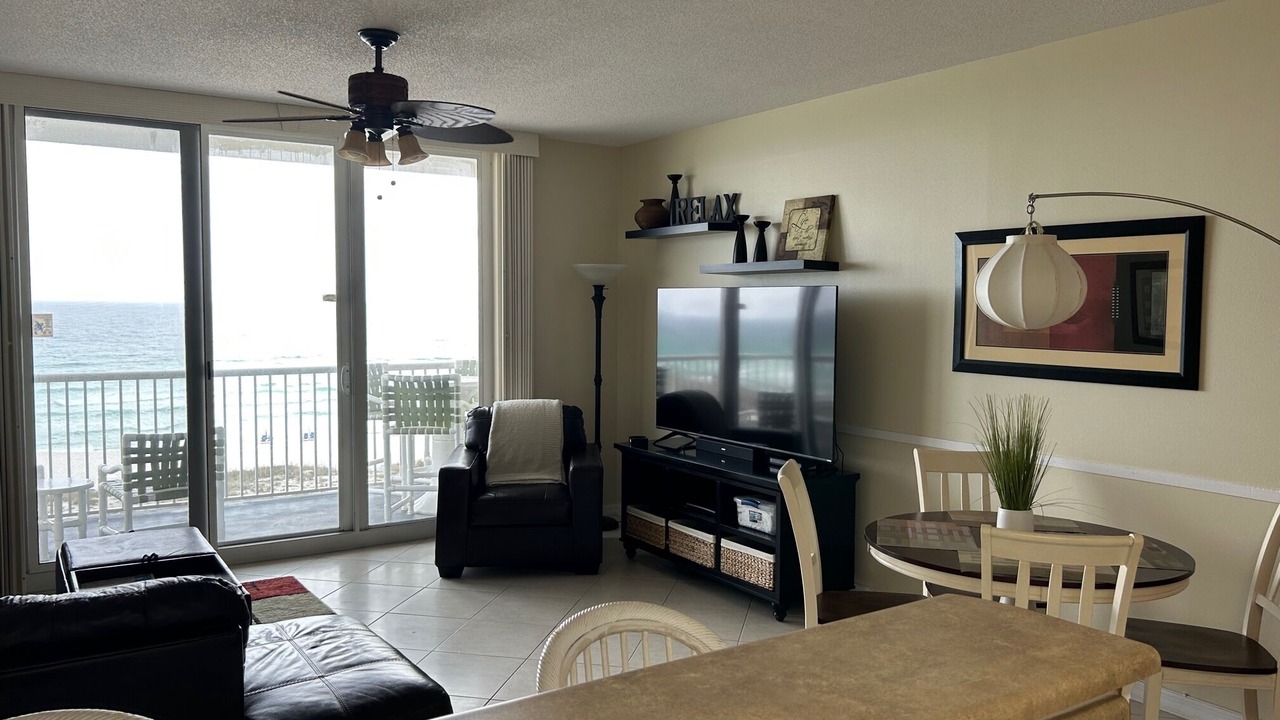Photo of Livingroom in Navarre Beach