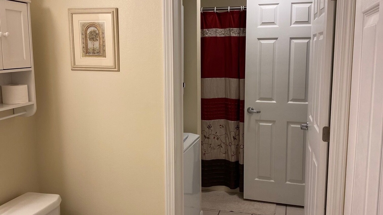 Photo of Bathroom in Navarre Beach