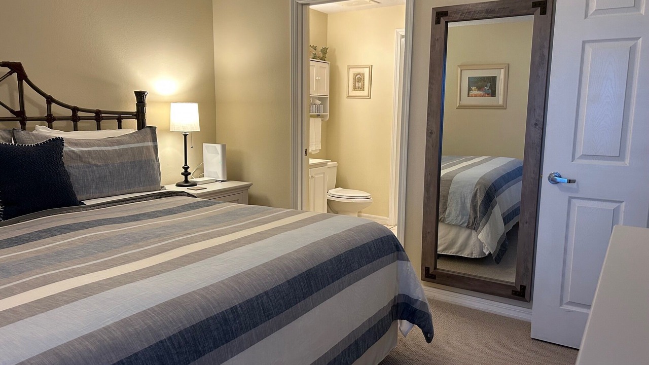 Photo of Bedroom in Navarre Beach