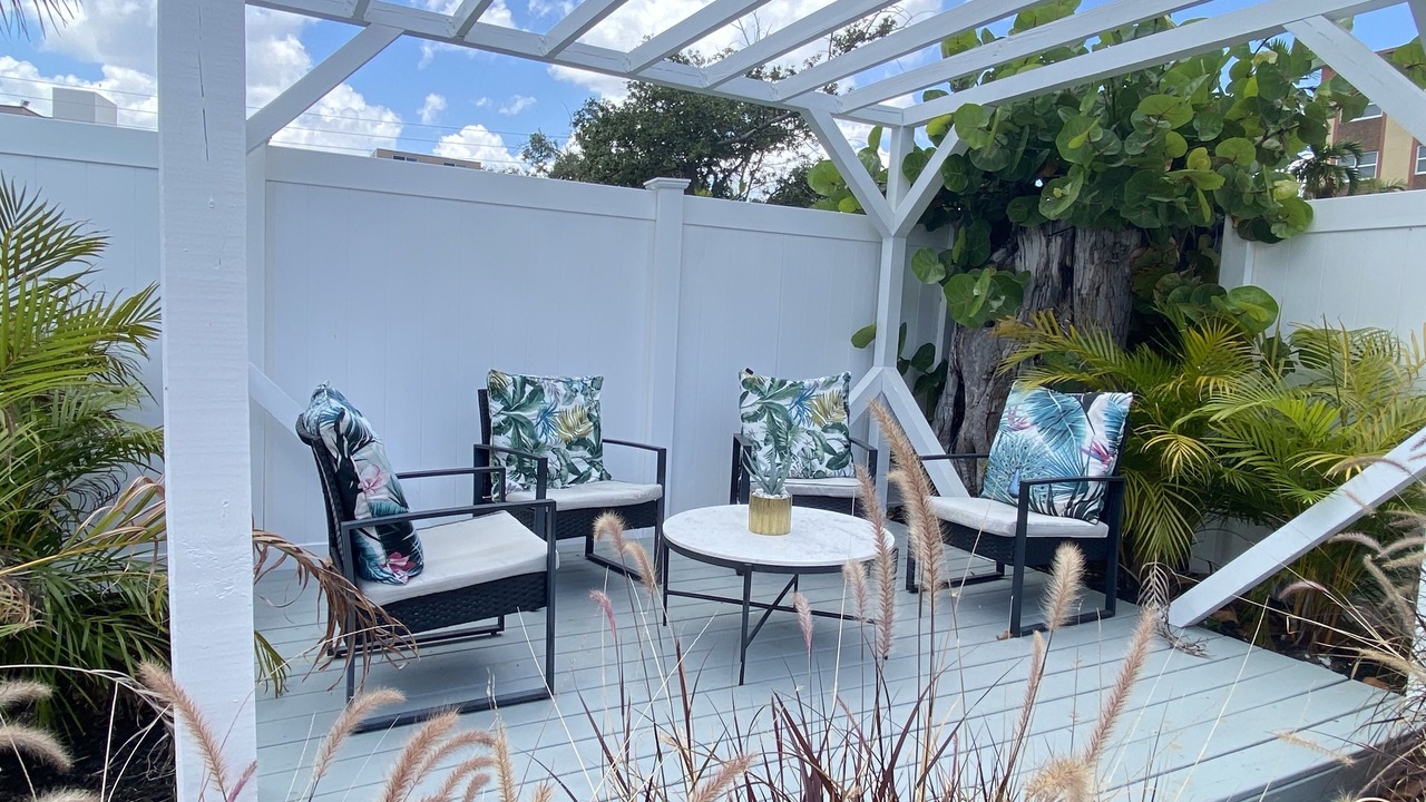 Photo of Patio Balcony in Pompano Beach