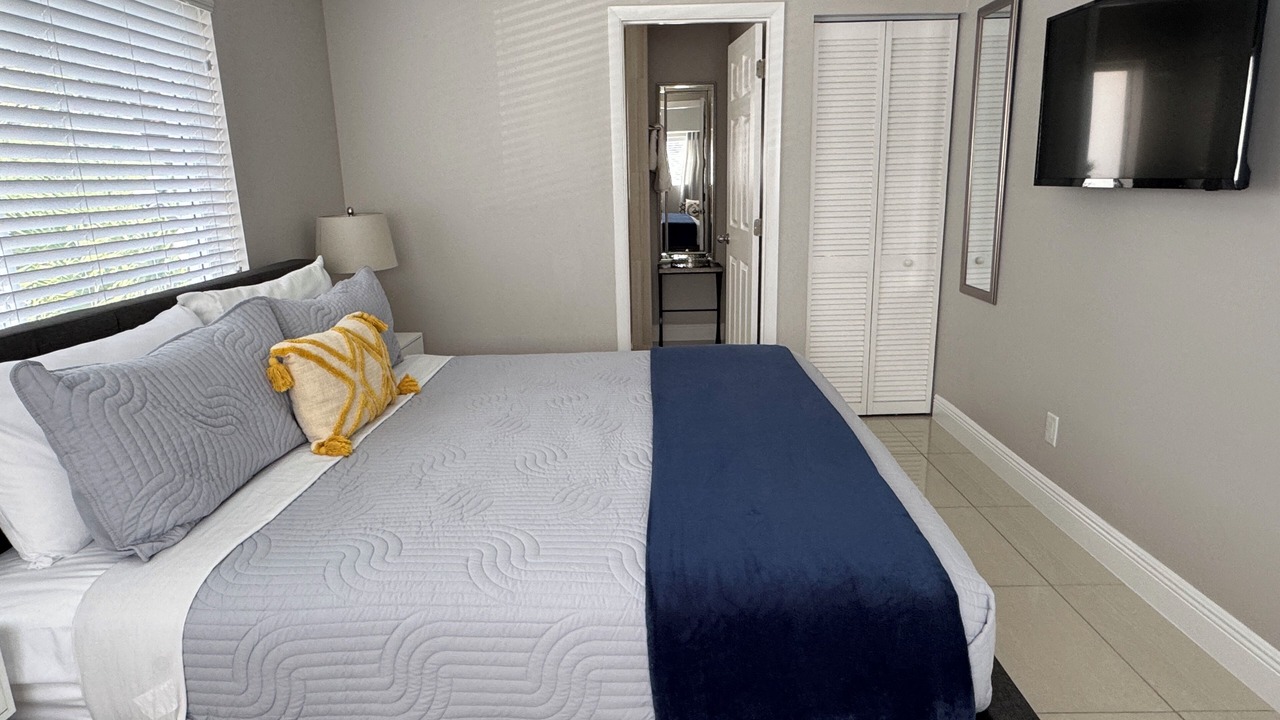 Photo of Bedroom in Pompano Beach