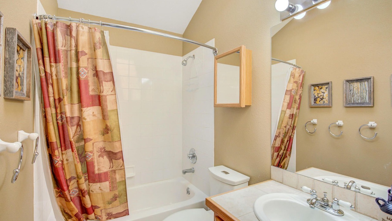 Photo of Bathroom in Bailey