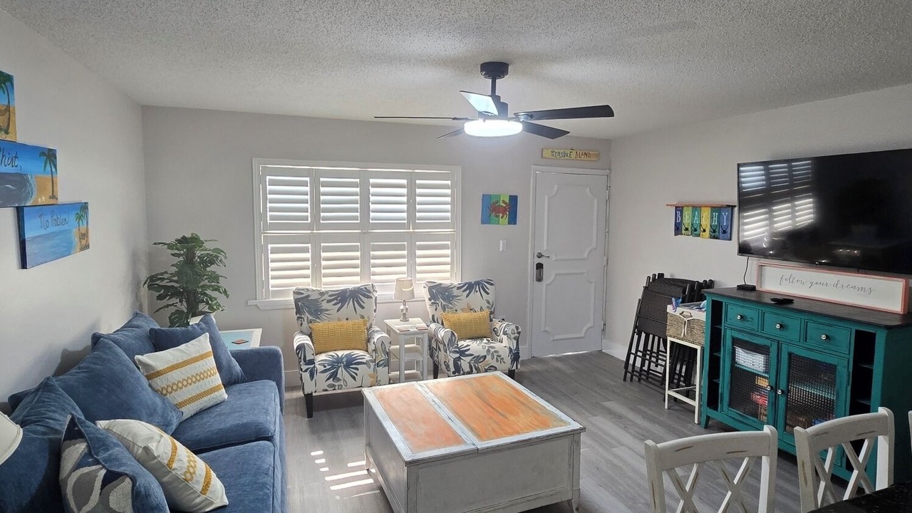 Photo of Bedroom in Sunset Beach