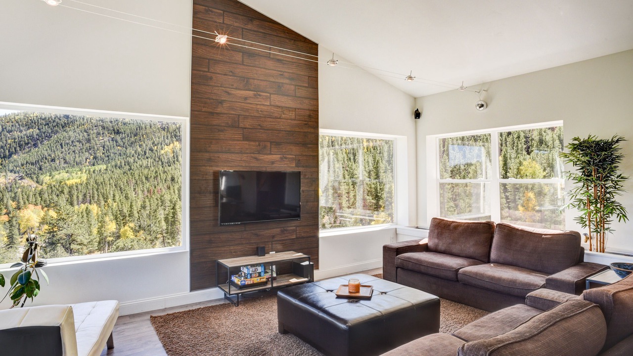 Photo of Livingroom in Whitepine