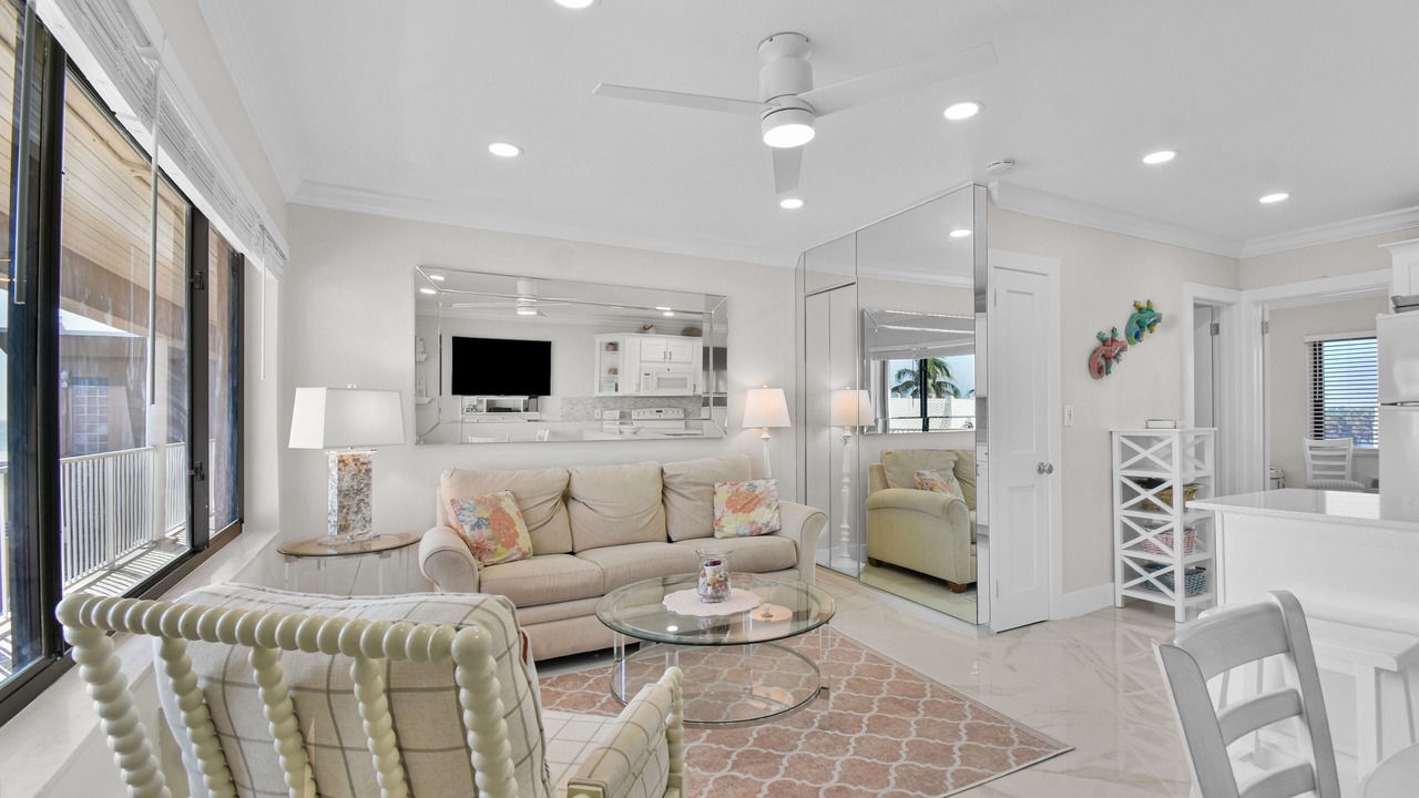 Photo of Livingroom in Hollywood