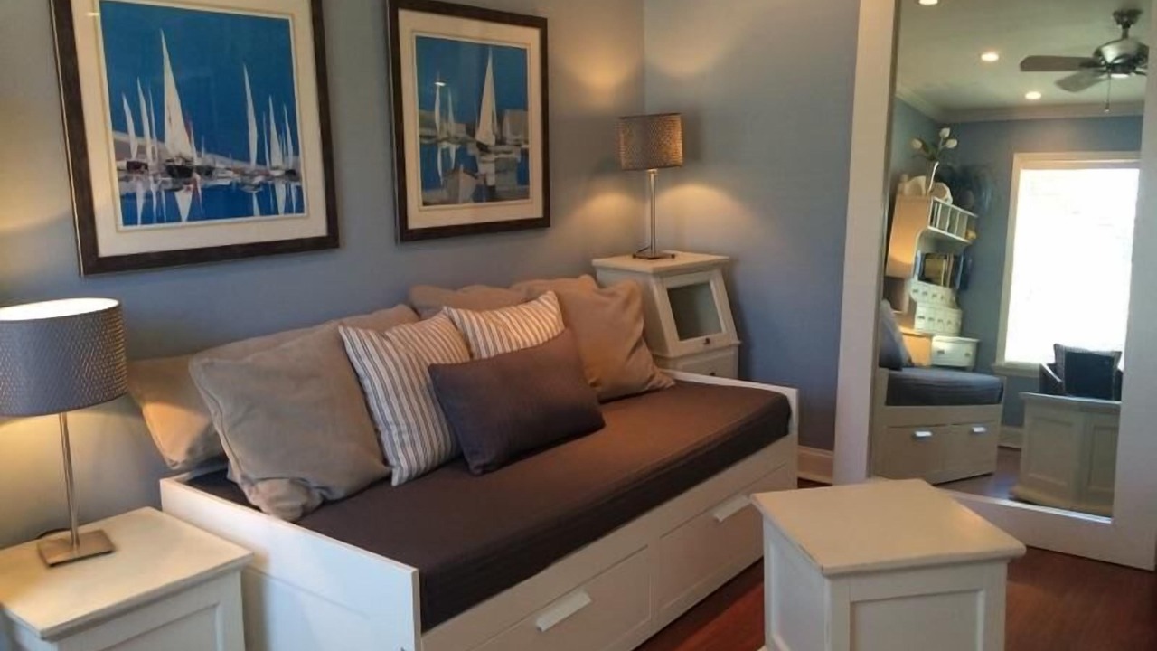 Photo of Livingroom in Hollywood