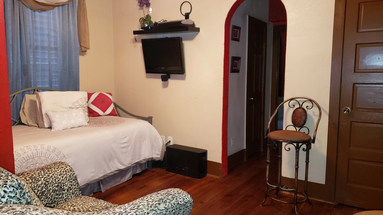 Photo of Bedroom in Galveston