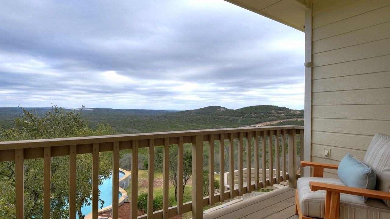 Photo of Patio Balcony in Mico