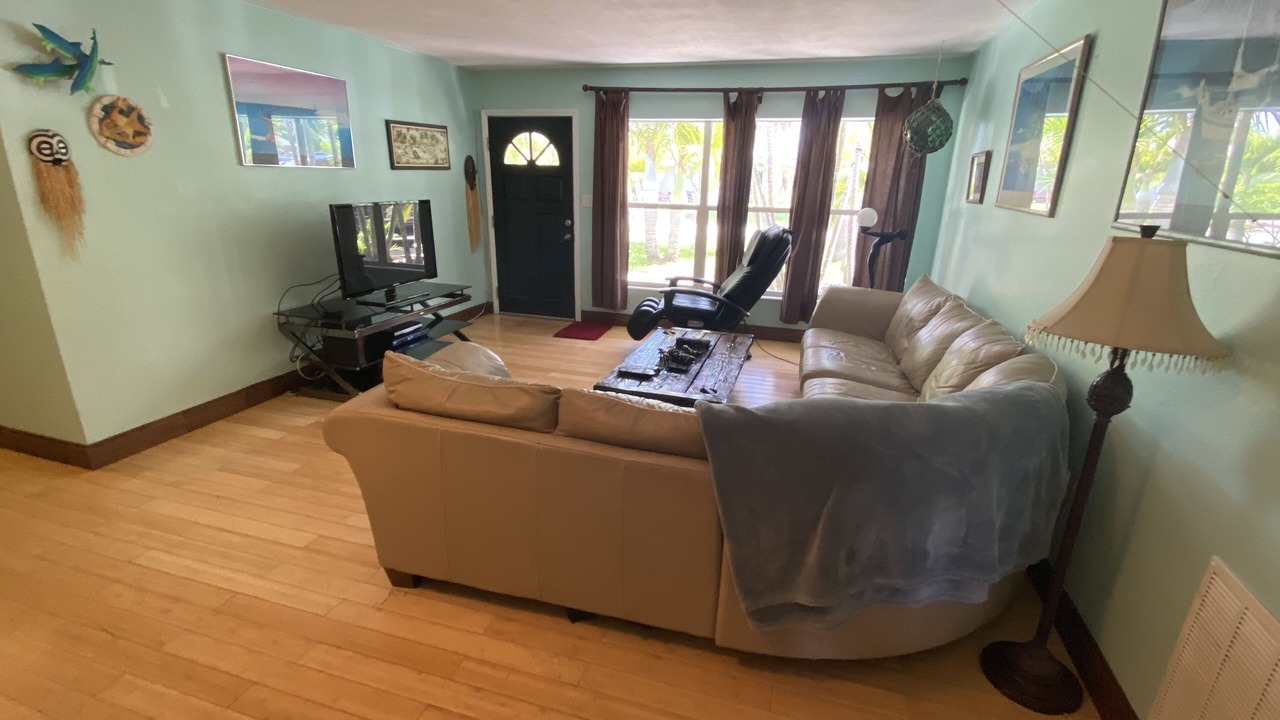 Photo of Others in Cocoa Isles