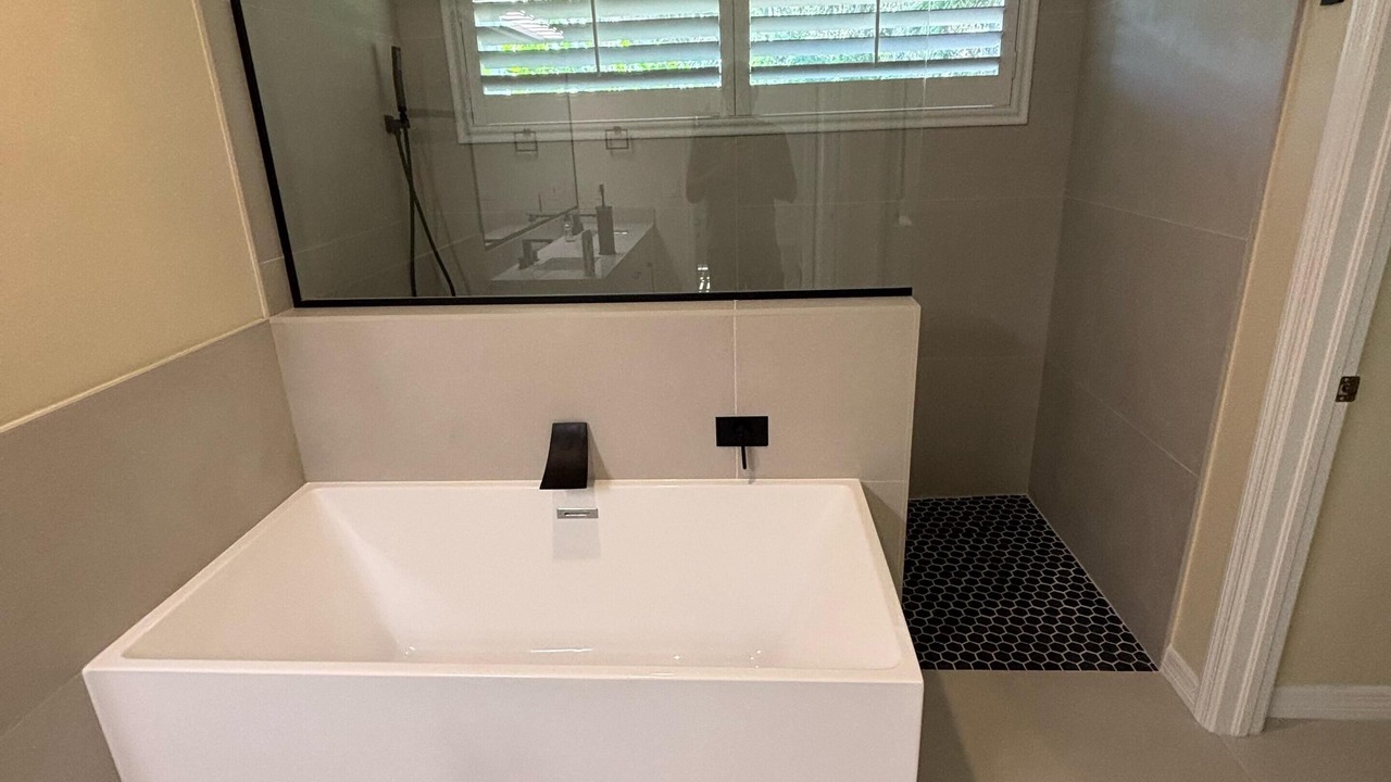 Photo of Bathroom in Central Naples
