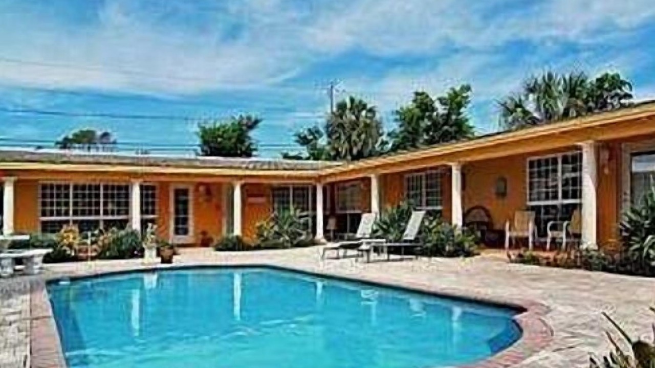 Photo of Outdoor in Dolphin Isles