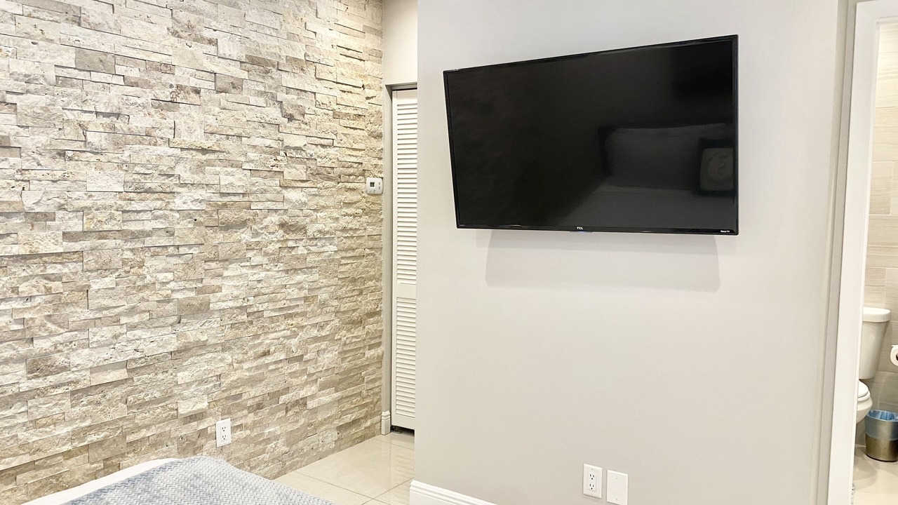 Photo of Bedroom in Pompano Beach