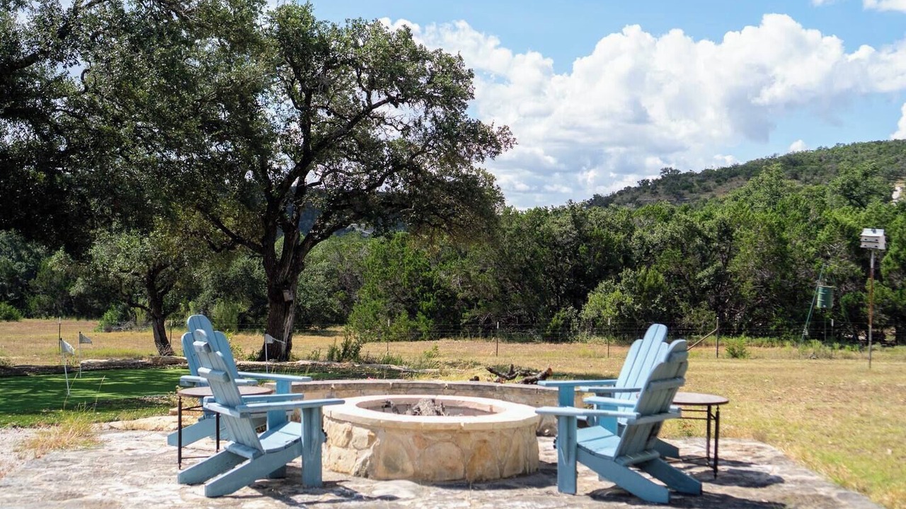 Photo of Others in Canyon Lake