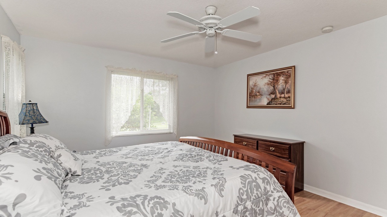 Photo of Bedroom in Venice Gardens