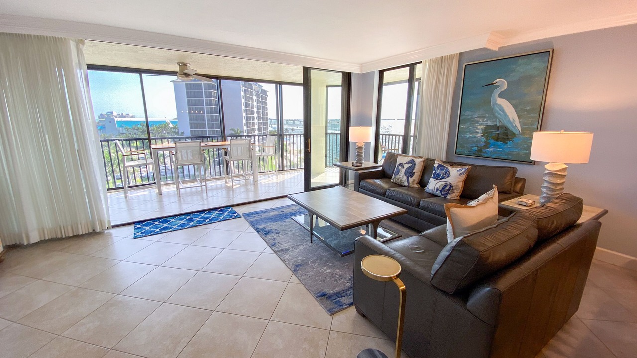 Photo of Livingroom in Punta Rassa