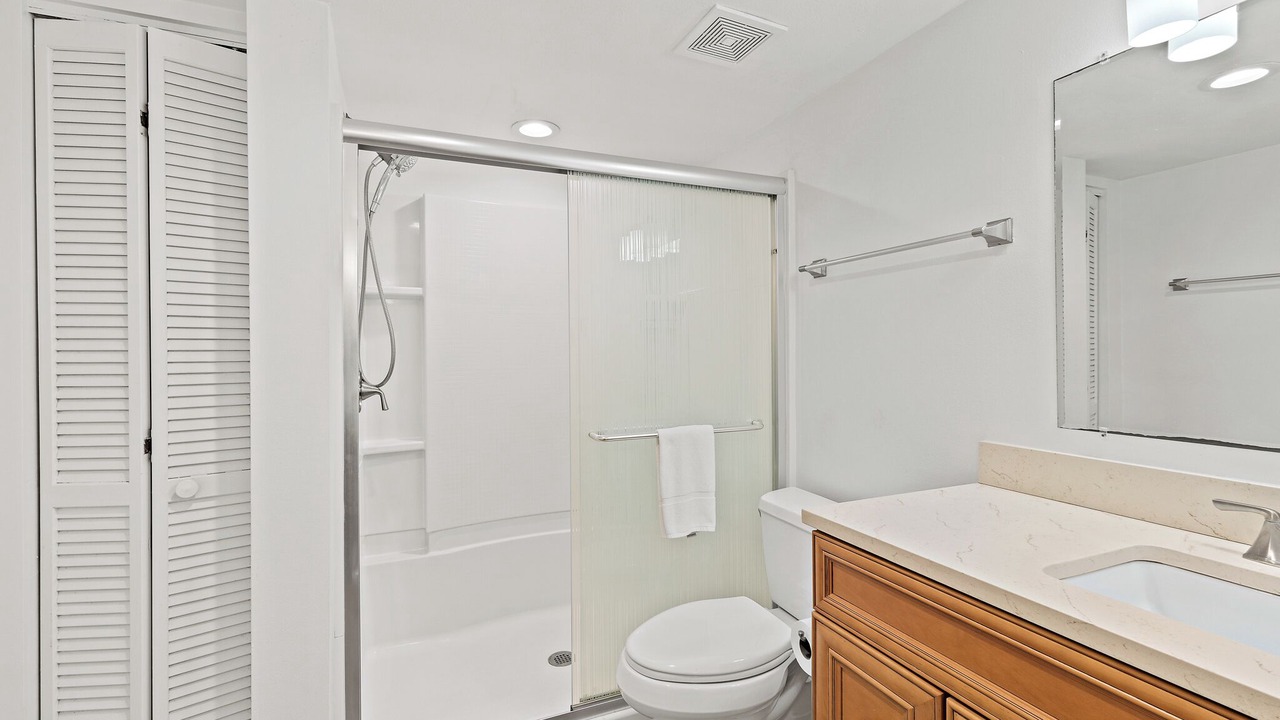 Photo of Bathroom in Indian Harbour Beach