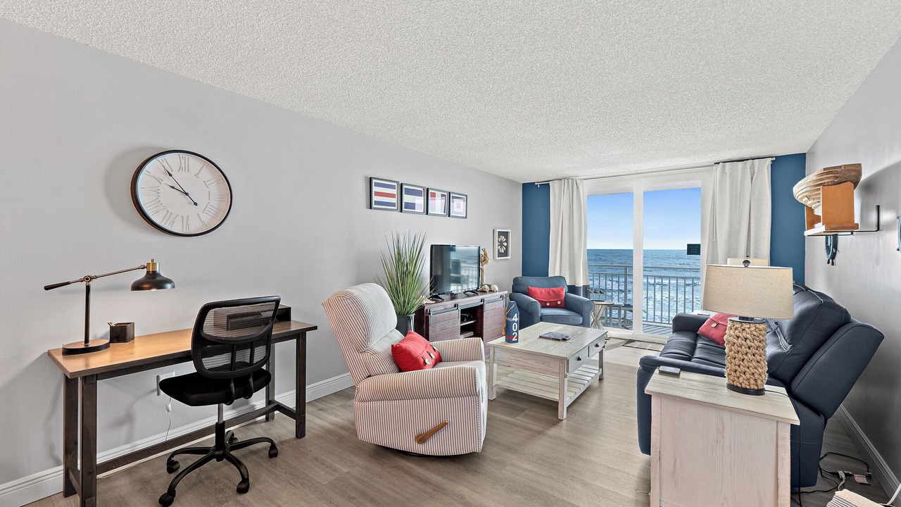 Photo of Livingroom in Indian Harbour Beach