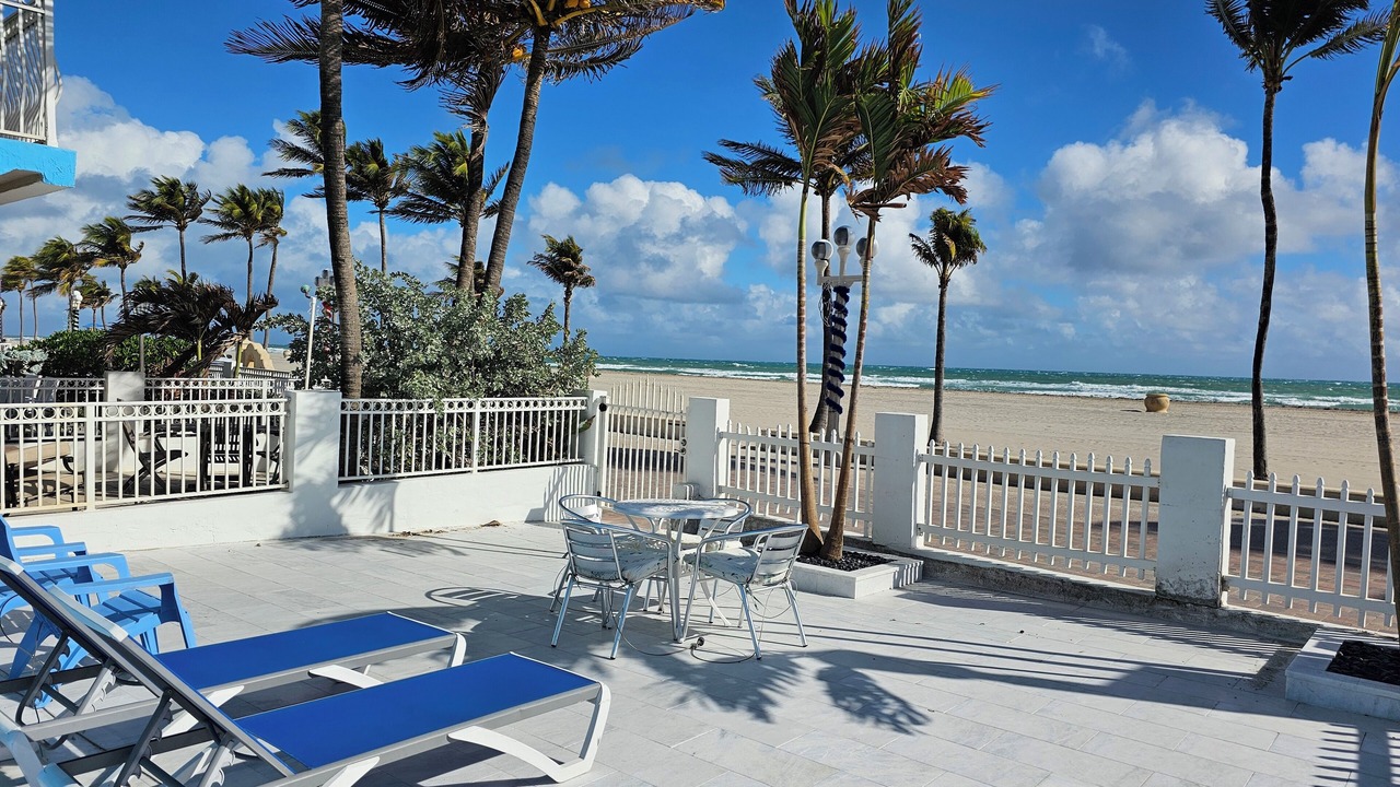 Photo of Outdoor in Hollywood South Central Beach