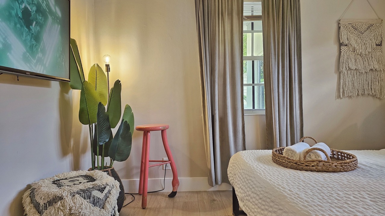 Photo of Bedroom in River Oaks