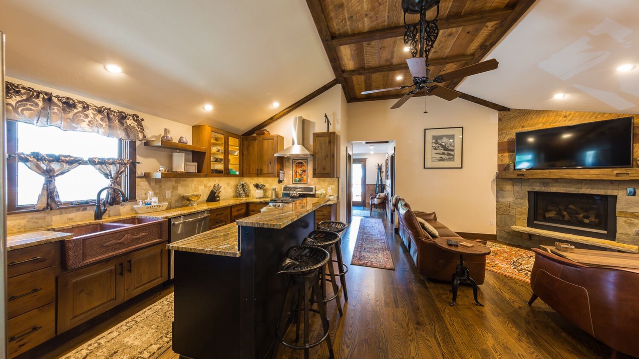 Photo of Livingroom in Crested Butte