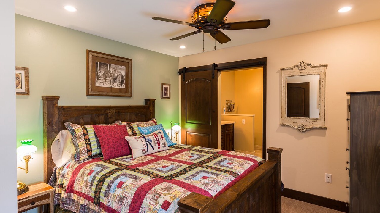Photo of Bedroom in Crested Butte
