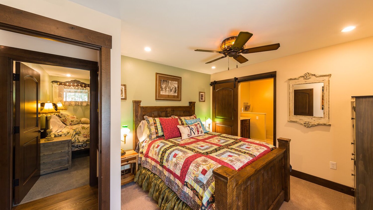 Photo of Bedroom in Crested Butte