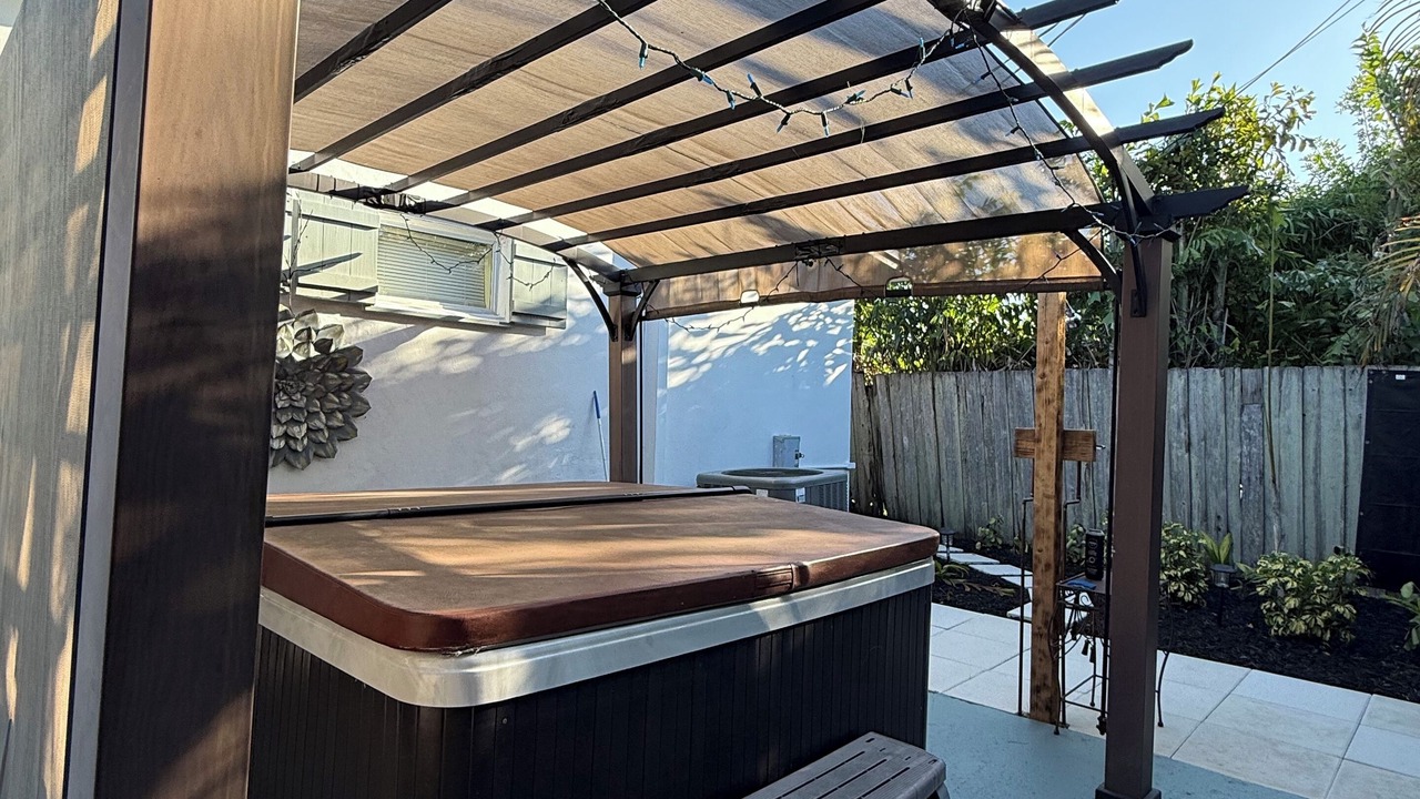 Photo of Outdoor in Wilton Manors
