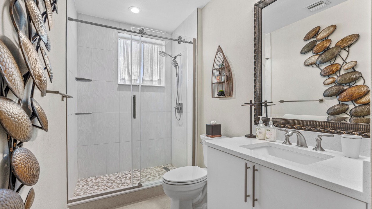 Photo of Bathroom in Daytona Beach