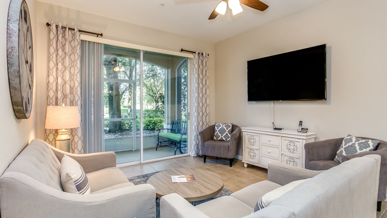 Photo of Livingroom in Windsor Hills