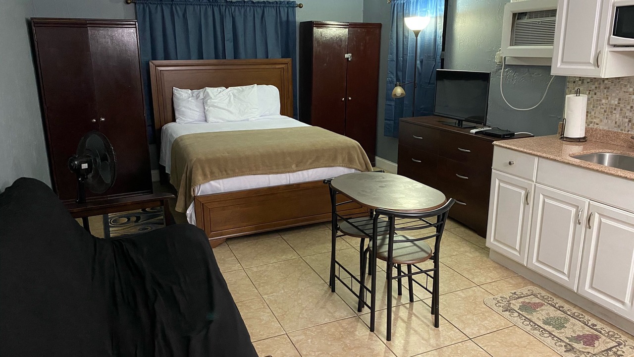 Photo of Bedroom in Highland Garden
