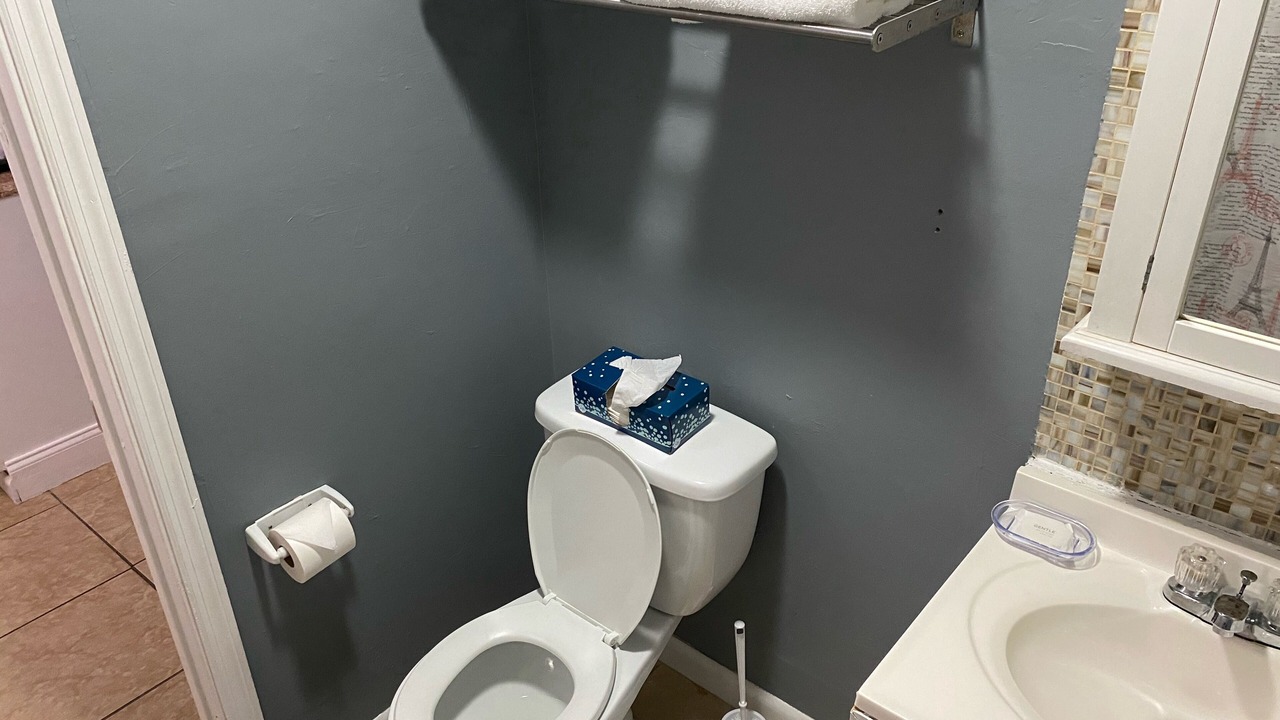 Photo of Bathroom in Highland Garden
