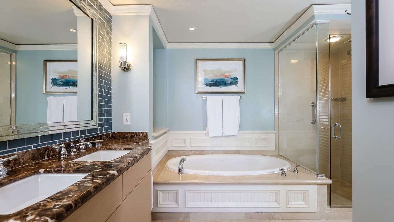 Photo of Bathroom in Key Biscayne