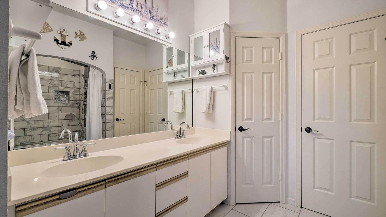 Photo of Bathroom in Branson