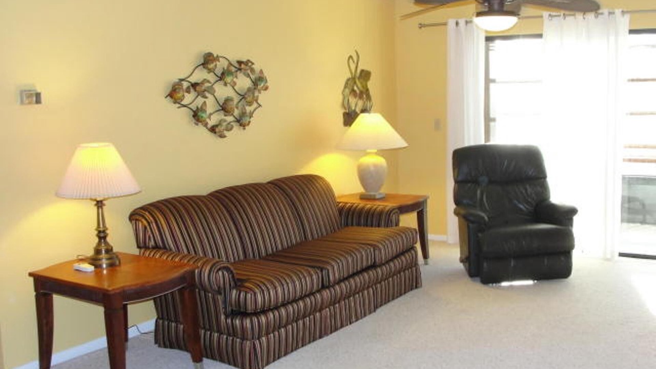 Photo of Livingroom in Indialantic
