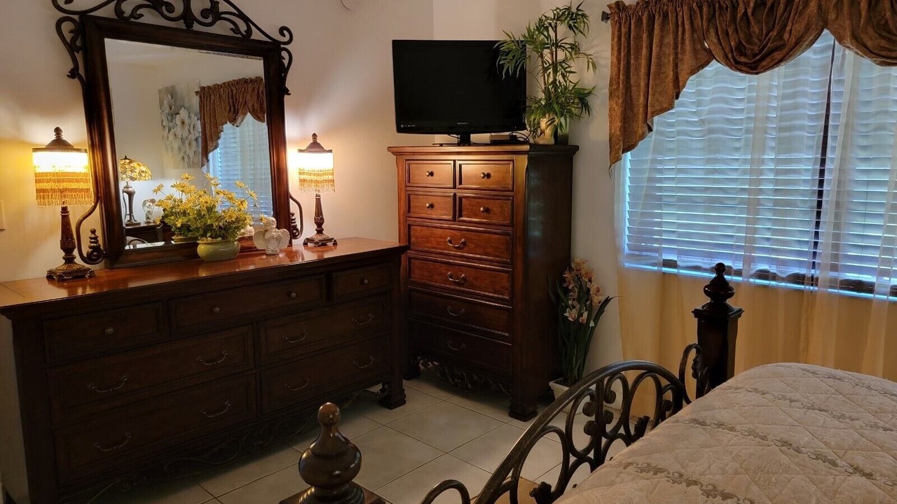 Photo of Bedroom in Pompano Beach