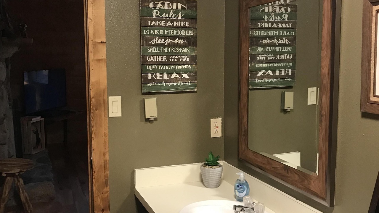Photo of Bathroom in Whitepine