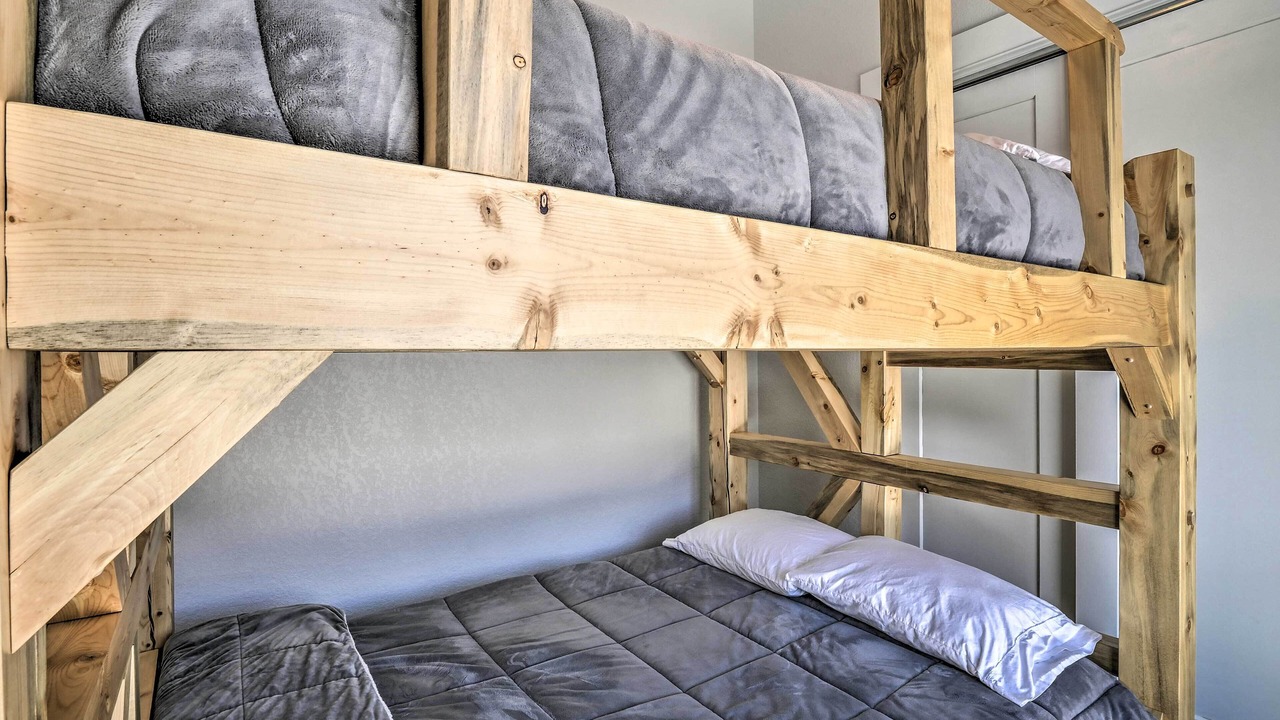 Photo of Bedroom in Alma