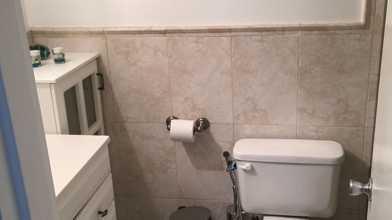 Photo of Bathroom in Hollywood South Central Beach