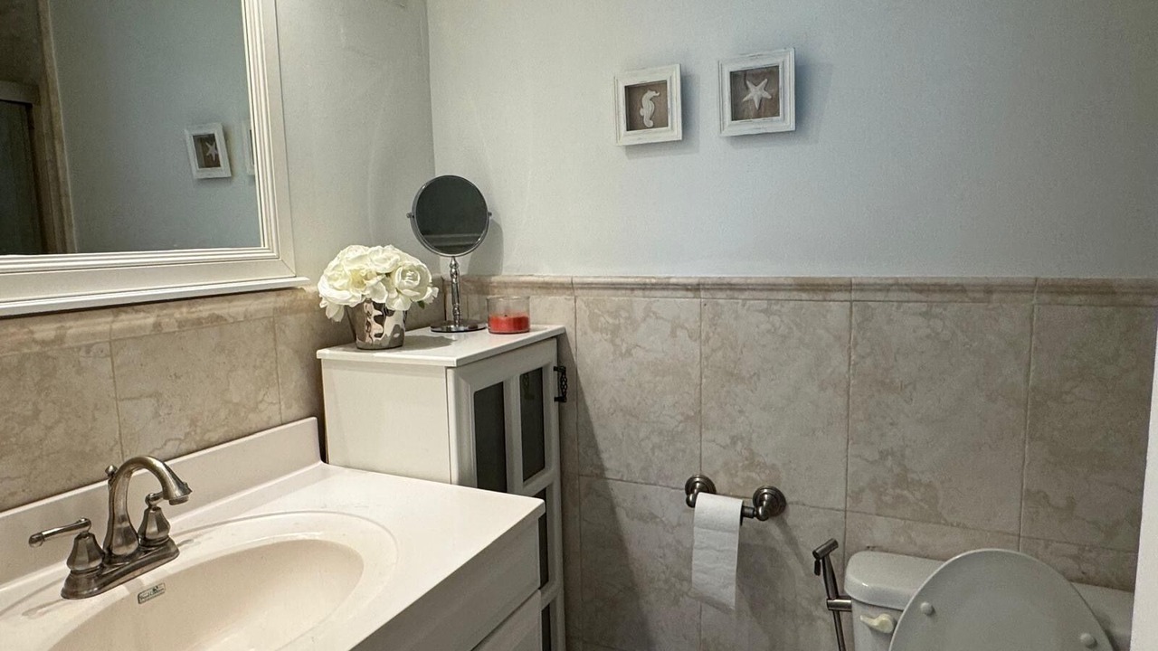 Photo of Bathroom in Hollywood South Central Beach