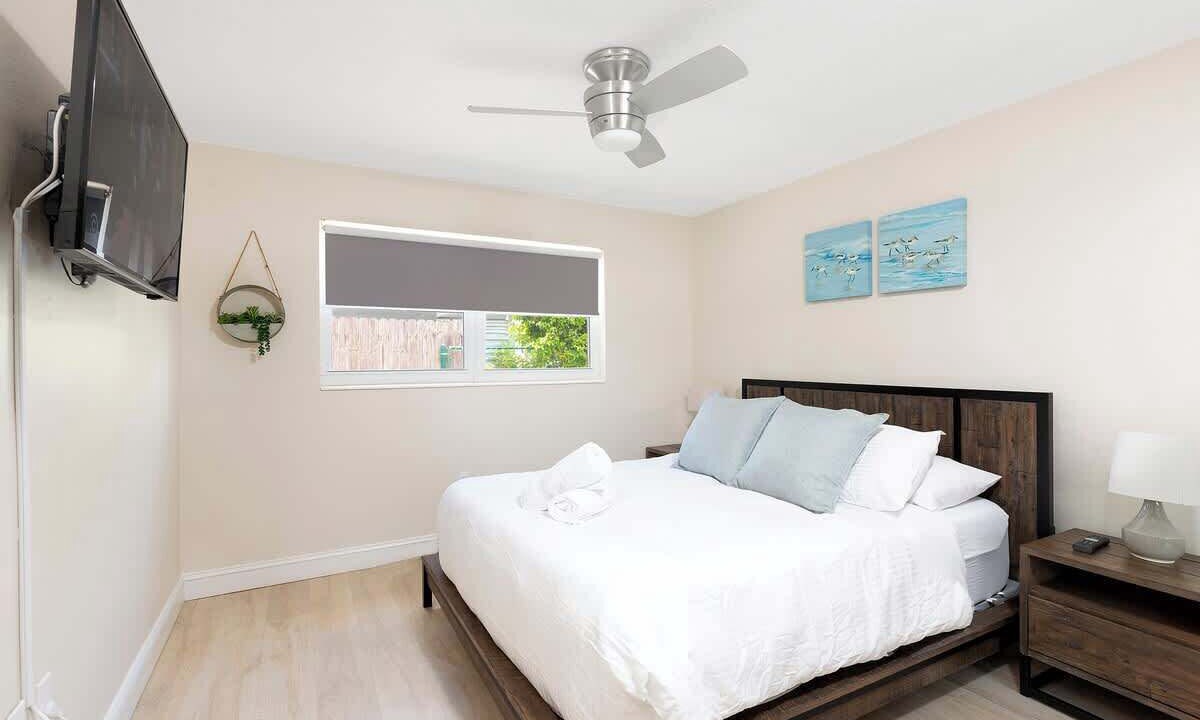 Photo of Bedroom in Pompano Beach