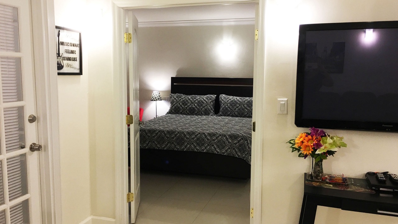 Photo of Bedroom in Galt Mile