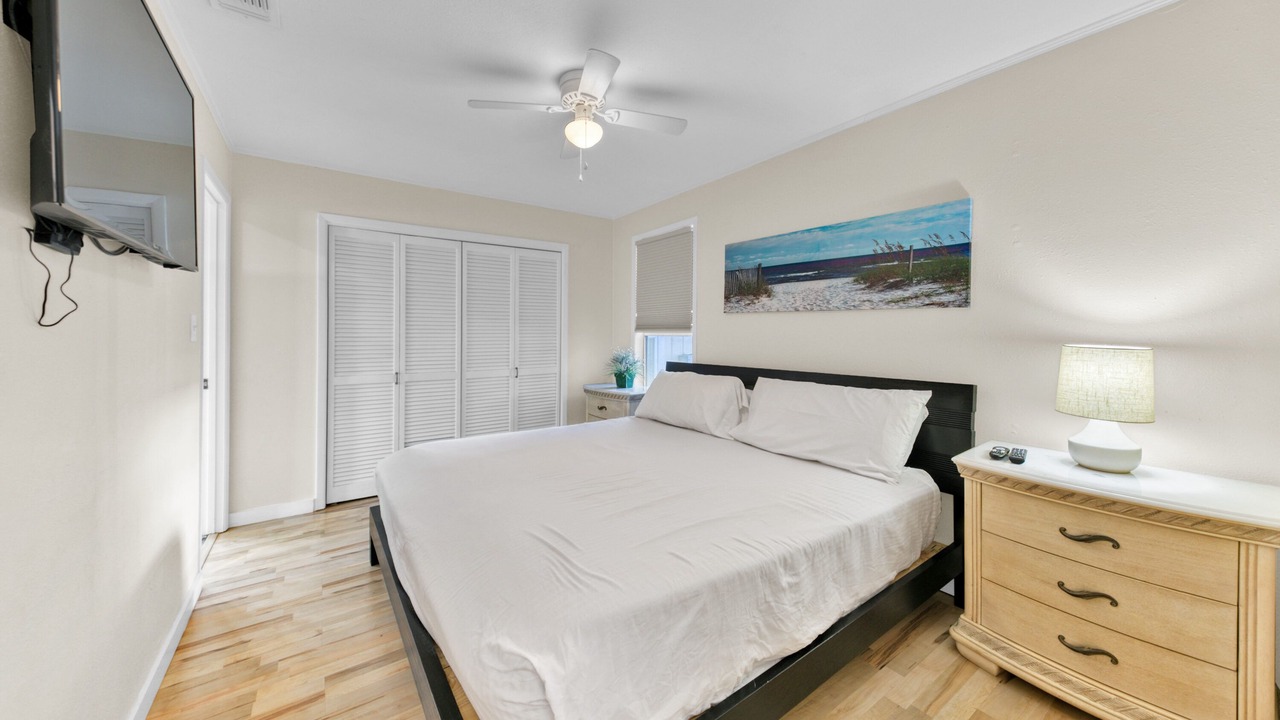 Photo of Bedroom in Holiday Isle