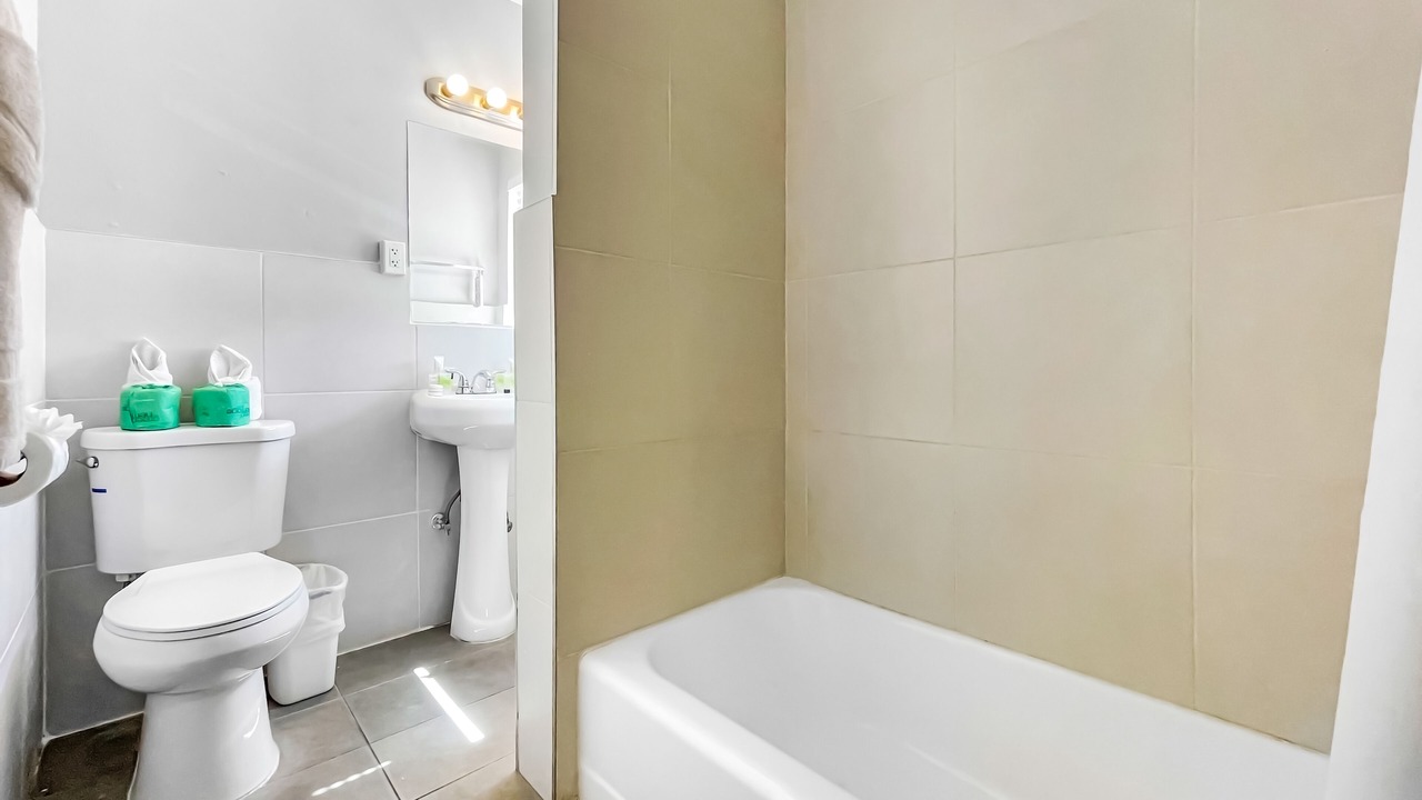 Photo of Bathroom in Hollywood