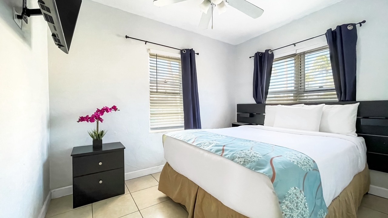Photo of Livingroom in Hollywood