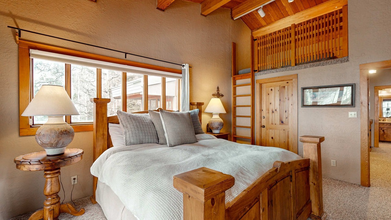 Photo of Bedroom in Taos Ski Valley